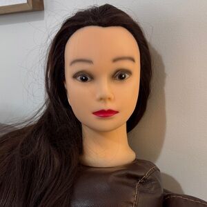 Brown Hair Styling Mannequin Head